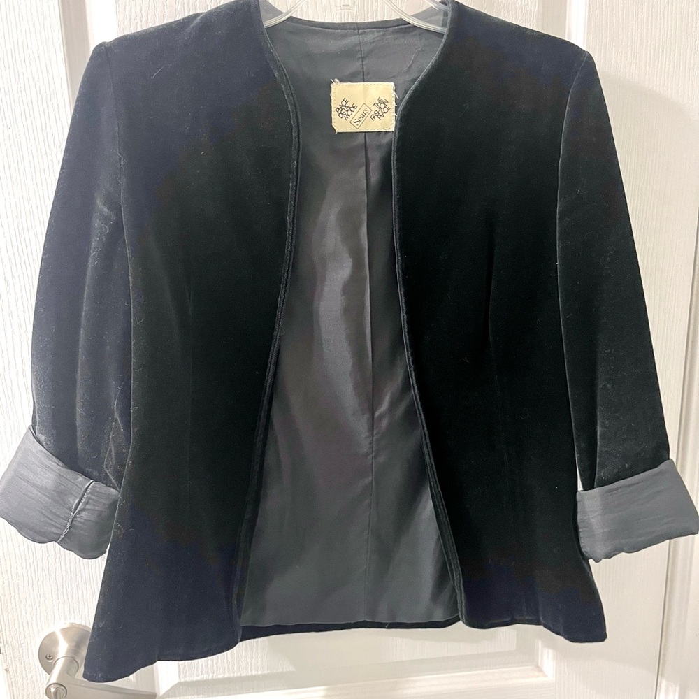 Vintage Women’s Cropped Velvet Blazer